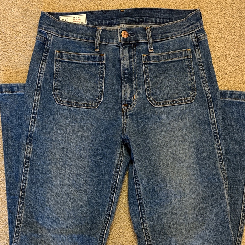 GAP High rise flare Leg Jeans 28 Petite